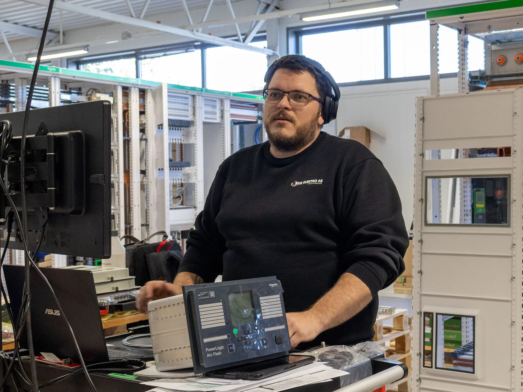 Allan Solheim Allan Solheim i tavleverkstaden • Fokus Elektro